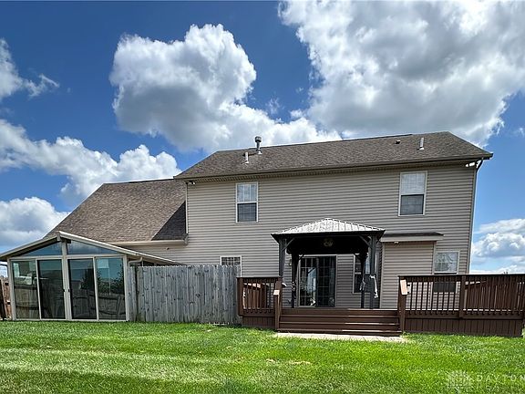3rd image of 4391 Saratoga Pl
