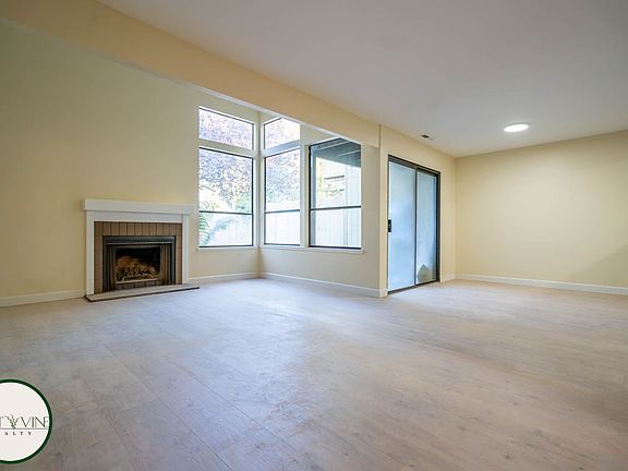3rd image of 2705 Subec Ln