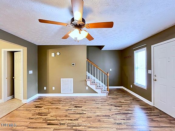 2nd image of 3875 Erwin Hwy #8