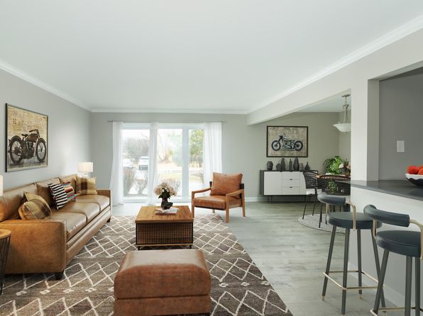 GlenLake Village | 4300 W Lake Ave, Glenview, IL