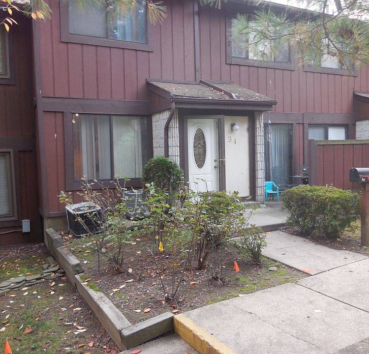 1st image of 34 Pierpont Pl