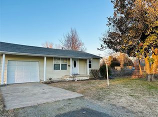 1908 E Augusta St, Muskogee, OK 74403