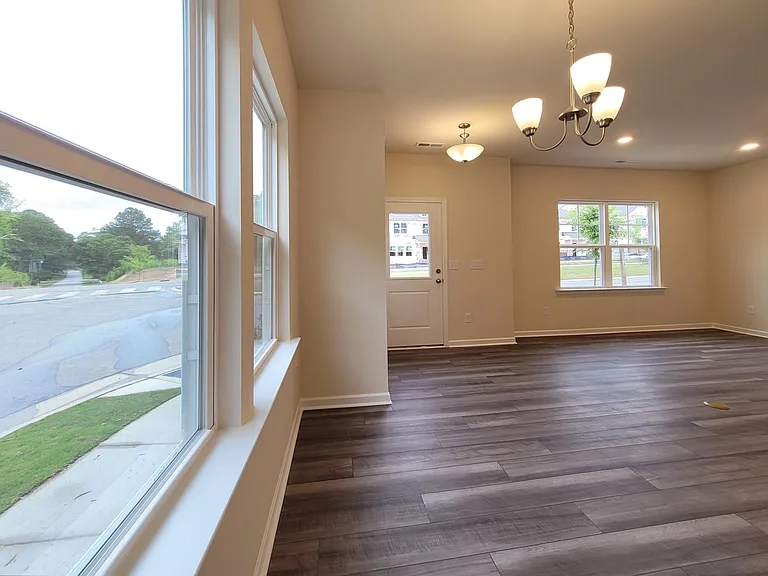 200 Parker Station Ave — Photo 4