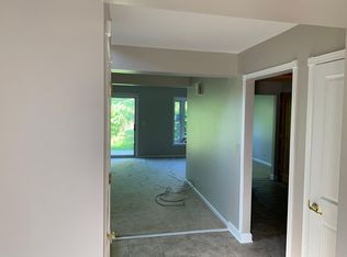 528 Thomas Rd, Bolingbrook, IL 60440