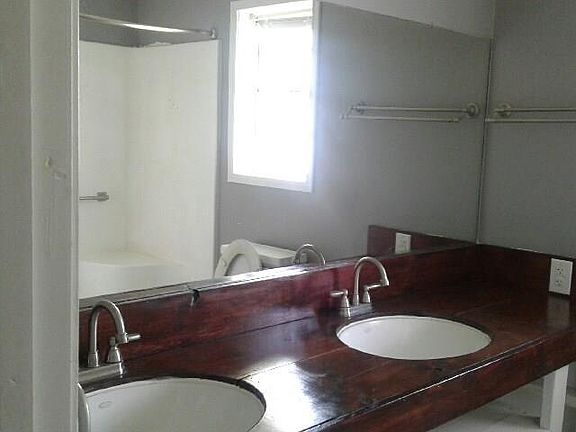 5th image of 1294 Crawford Dr