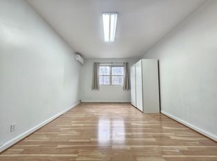 162-14 Booth Memorial Ave #2, Fresh Meadows, NY 11365