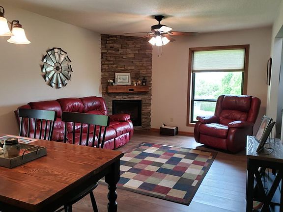 4th image of 1106 Levin Dr