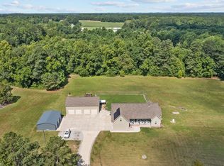 312 P G Pearce Rd, Zebulon, NC 27597