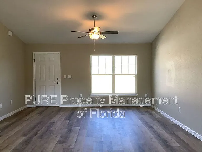 139 Pine Crse — Photo 2