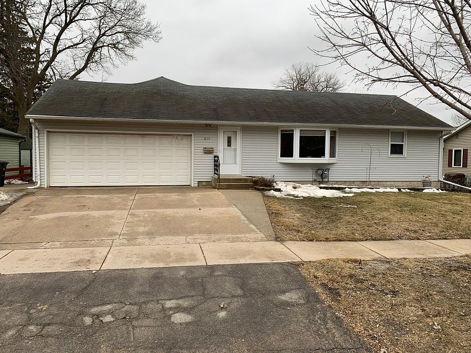 1711 Gorton Ave NW, Willmar, MN 56201 Zillow