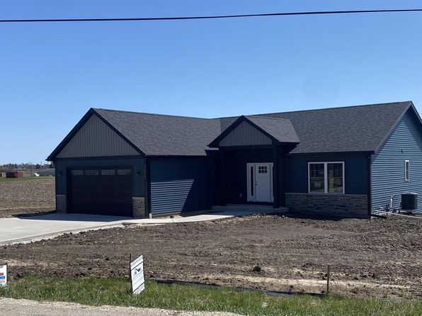 11213 Kraut ROAD, Franksville, WI 53126