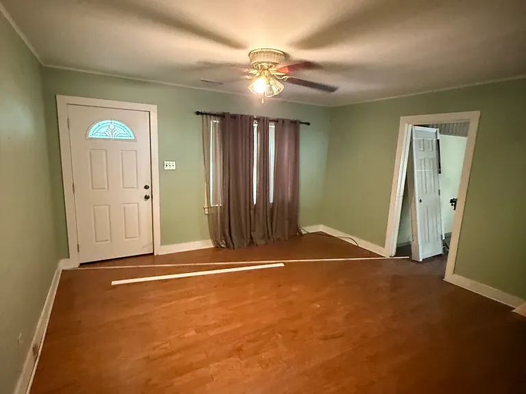 525 N Tipton St — Photo 2