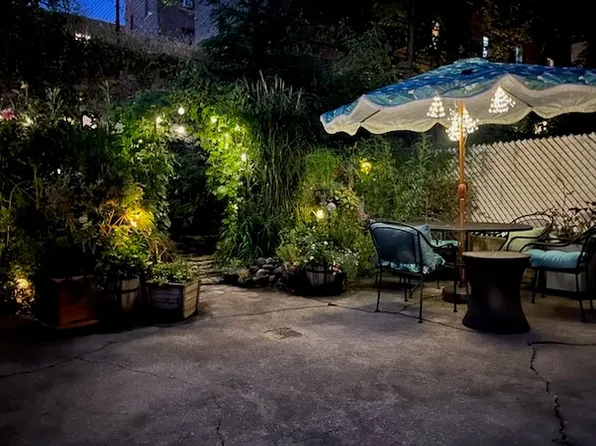137 Bay Ridge Pkwy #1, Brooklyn, NY 11209