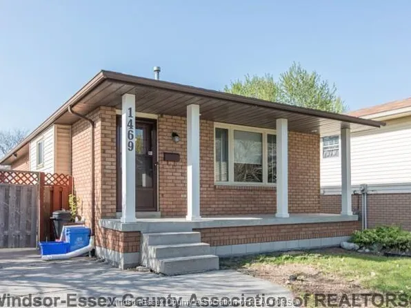1469 Azalia Cres, Windsor, ON N8W 5C4