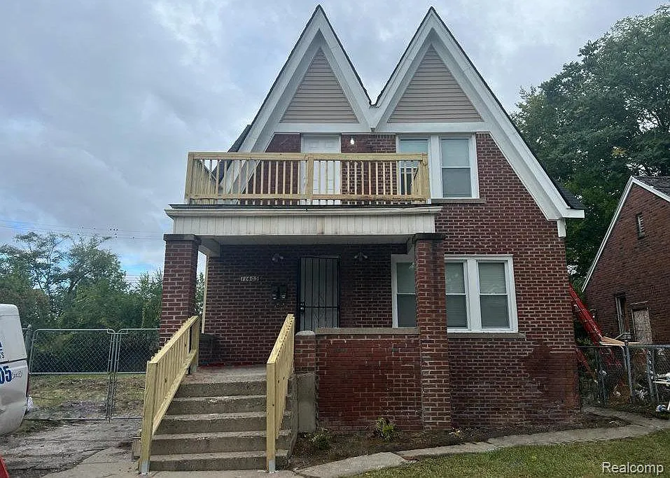 11401 Hartwell St photo 1