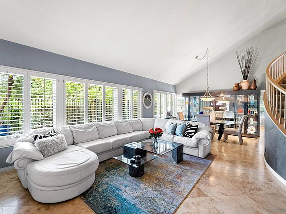 5th image of 10921 Portobelo Dr