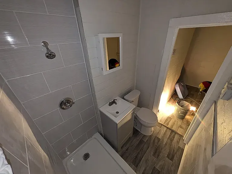 1005 W Arch St #D — Photo 12