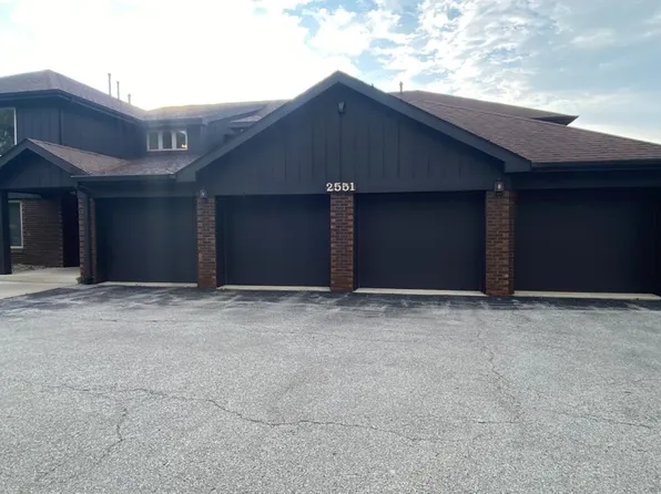 2551 N Lakeshore Dr, Crown Point, IN 46307