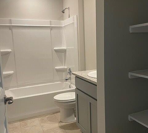 3rd image of 107 Abbeywood Ct