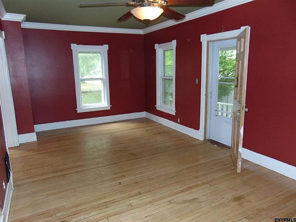 2nd image of 9 Flandreaux Ave