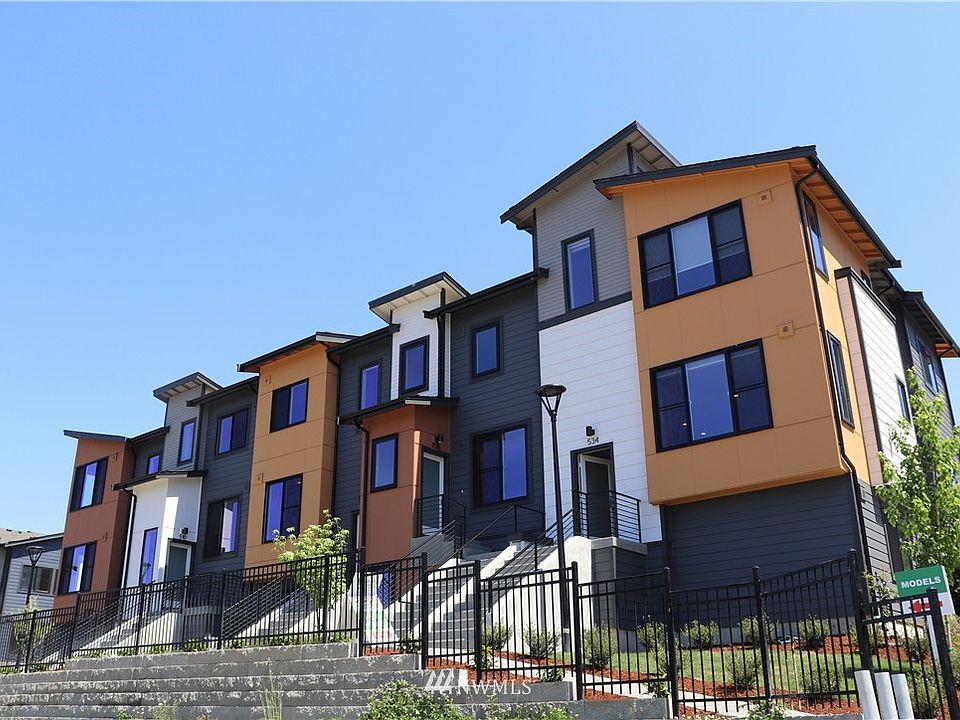 1st image of 510 SE Coho Walk