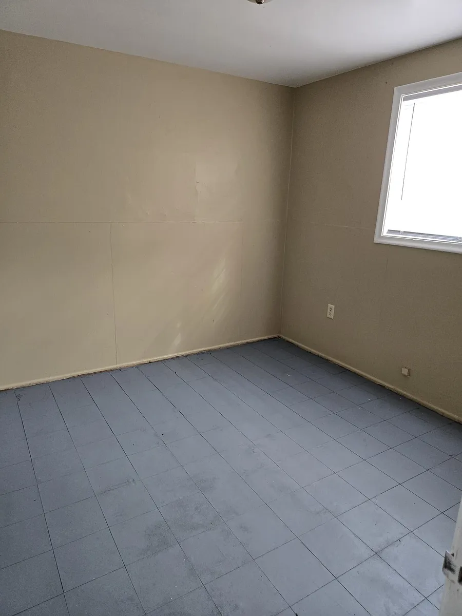 Building Photo - 5205 N 60th Ave