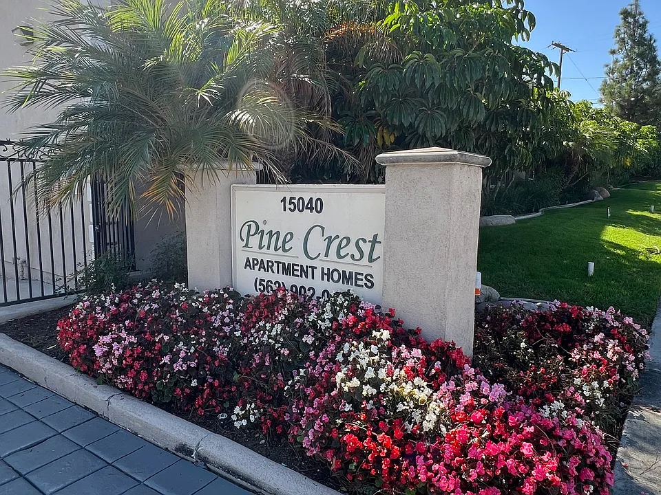 Pinecrest Apartments