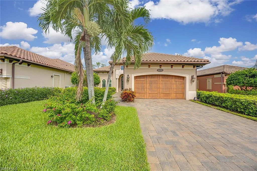 3 bed, 3.0 bath, 2046 sqft, $16,500 — Photo 2