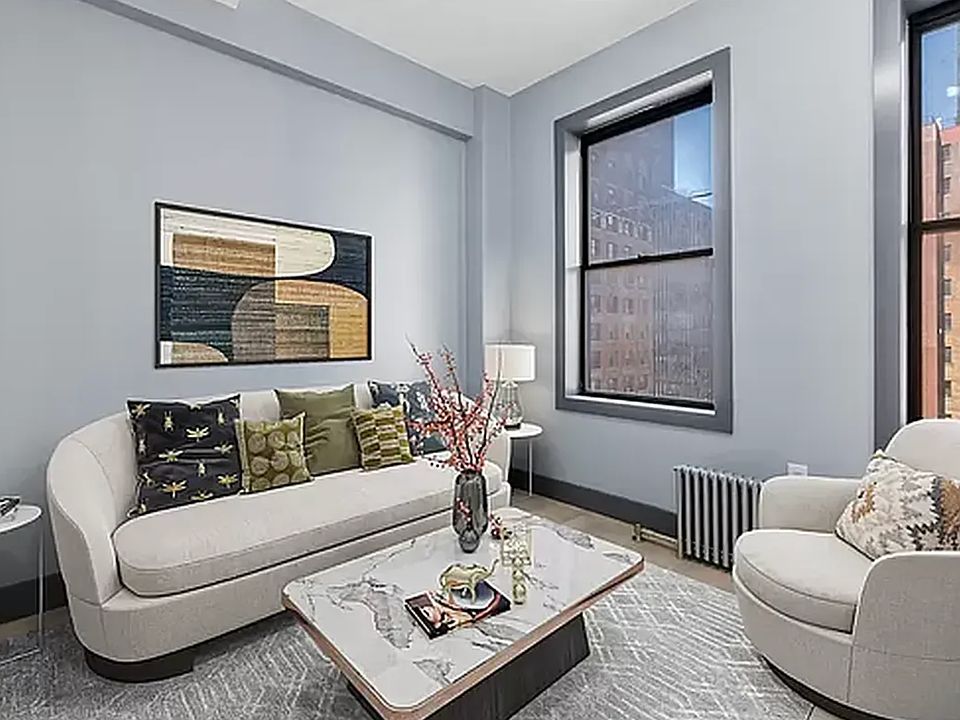 1st image of 161 W 54th St #1001D