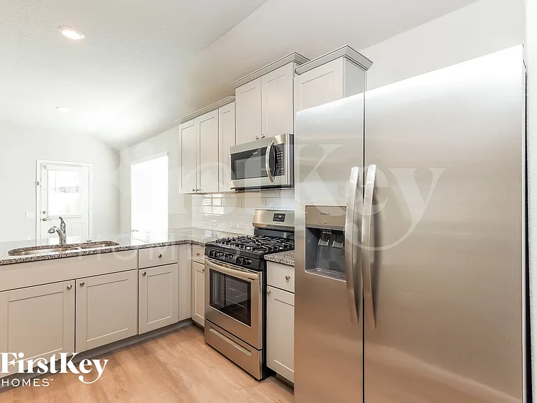 4435 Meadowland Pl — Photo 6