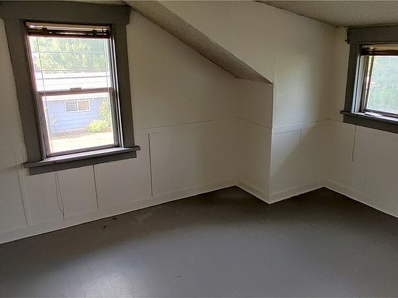 2nd image of 9201 S Park Ave