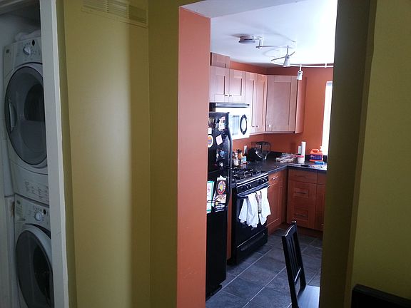 2 floor kitchen laundry