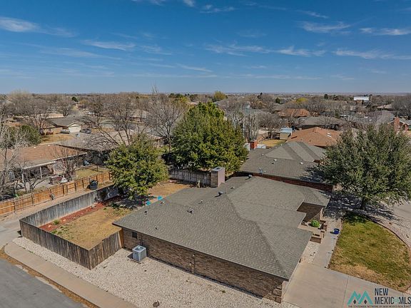 3rd image of 1101 E Elm Ave