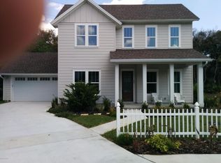 961 Paradise Cir, Atlantic Beach, FL 32233