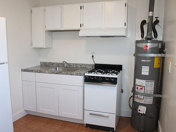3rd image of 501 S 20th St APT 5