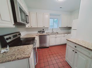 73 Willowbrook Ave, Stamford, CT 06902