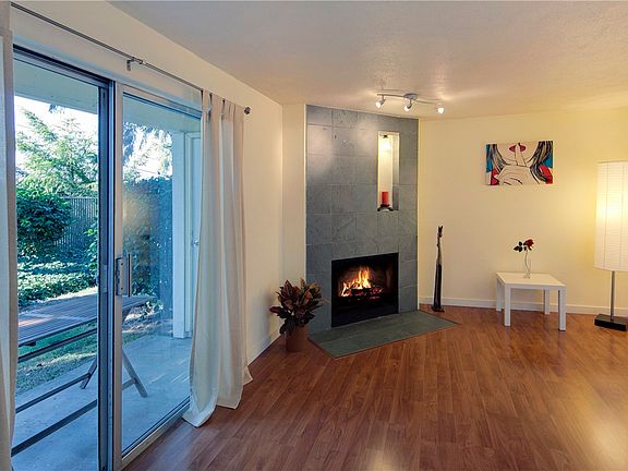 4th image of 4731 176th St SW APT K11