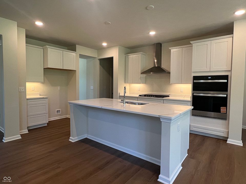 2nd image of 7303 Barrett Dr