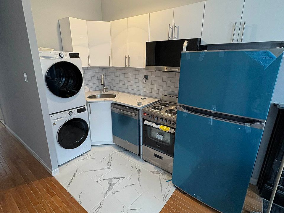 1st image of 350 Tompkins Ave #2FL1
