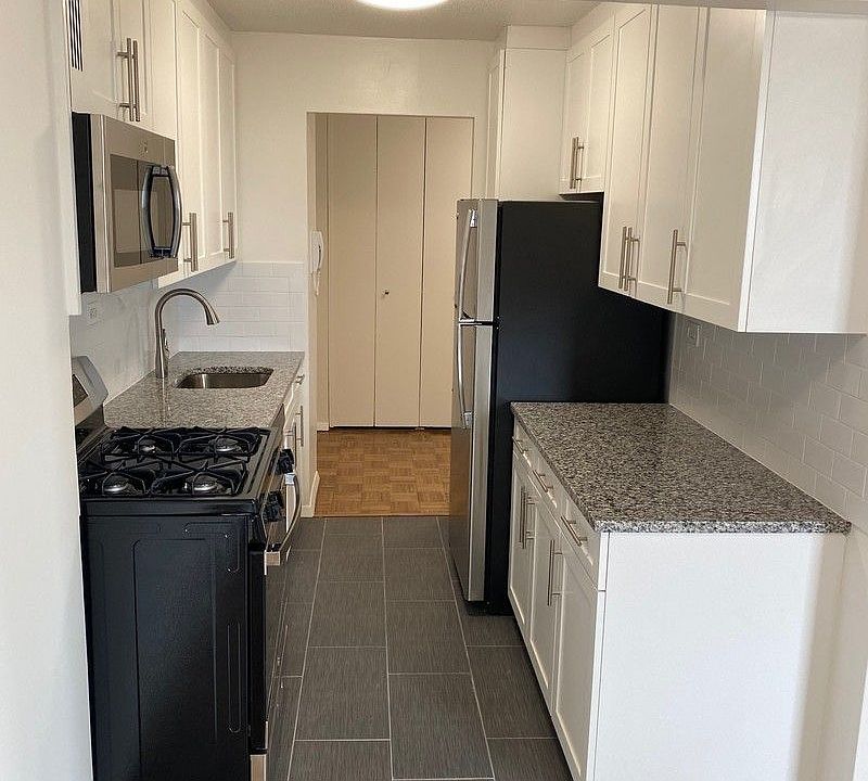 1st image of 1623 3rd Ave APT 35K