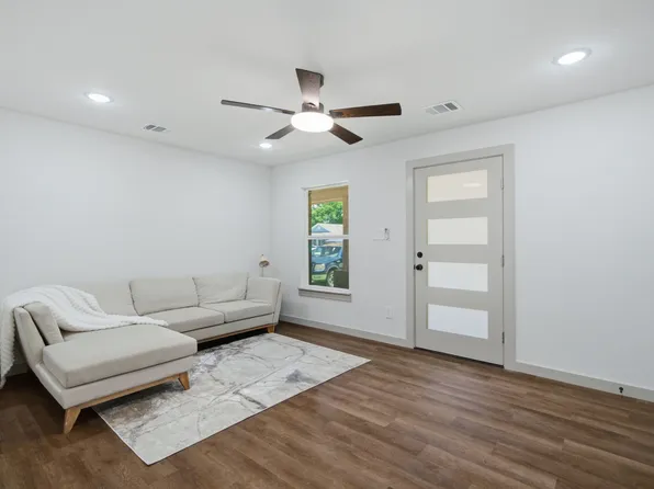 5610 Calloway St, Fort Worth, TX 76114