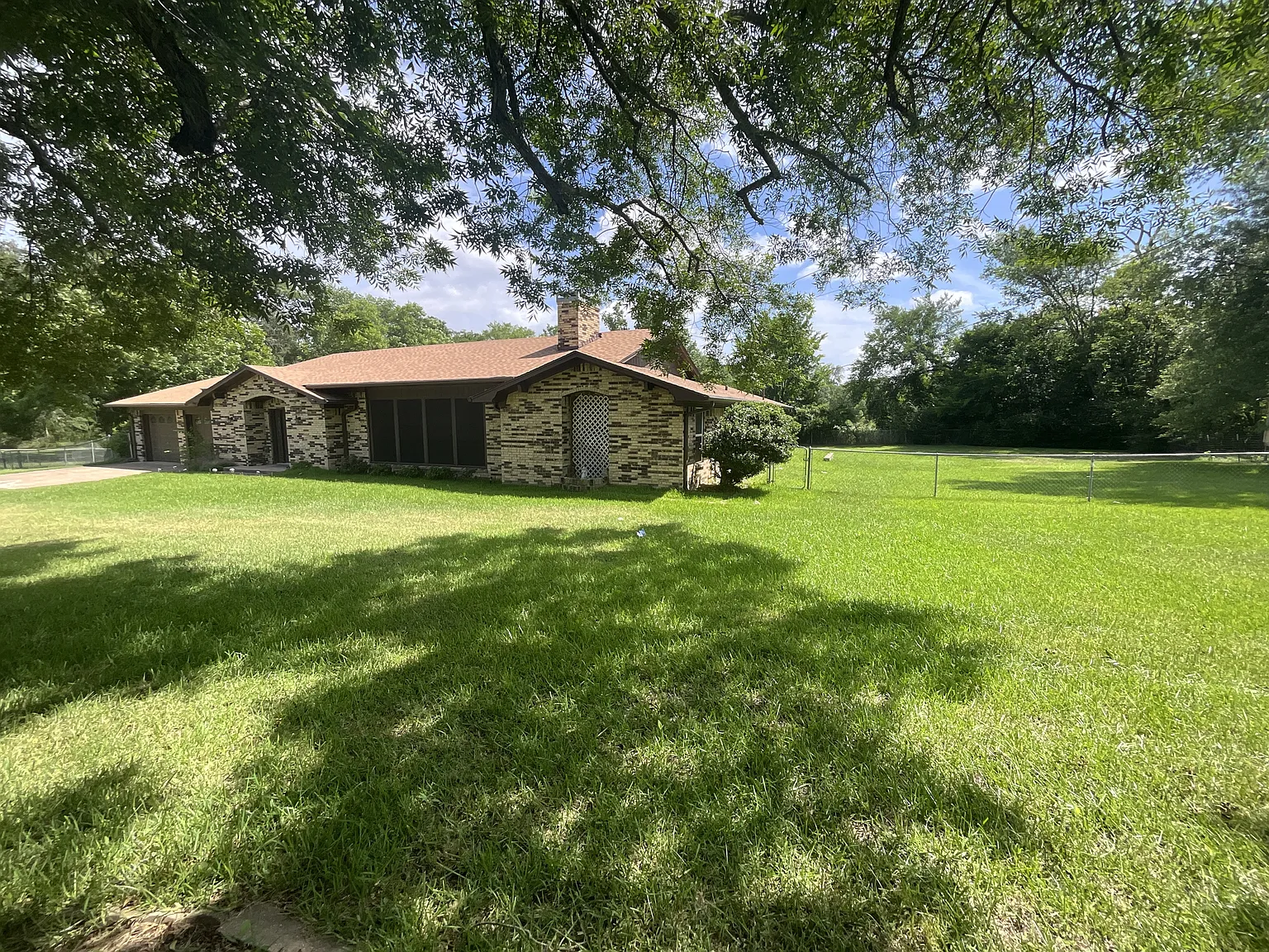 530 Hilliard Drive - 1 — Photo 4
