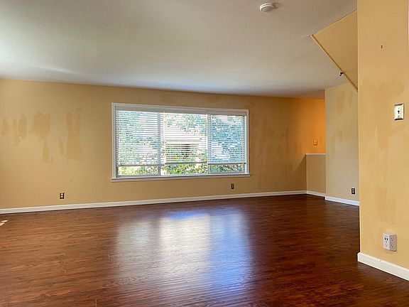 4th image of 4405 Norwalk Dr APT 21