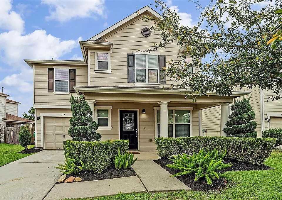 339 Silky Leaf Dr