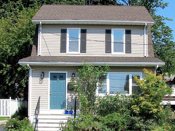4th image of 64 Revere Ave