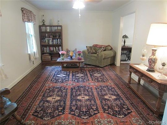 4th image of 1732 Lancashire Dr