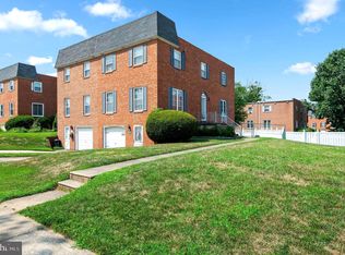 165 Larkspur St, Philadelphia, PA 19116