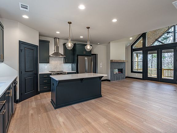 5th image of 325 River Mountain Rd