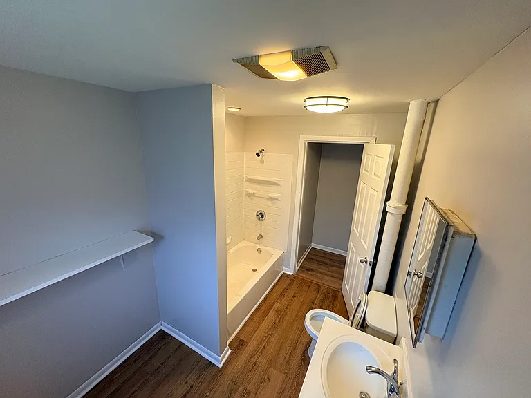 86 N 4th St #3 — Photo 9