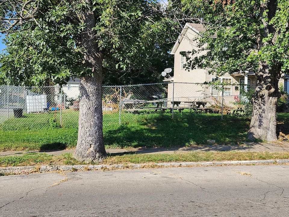 1st image of 2339 Date St